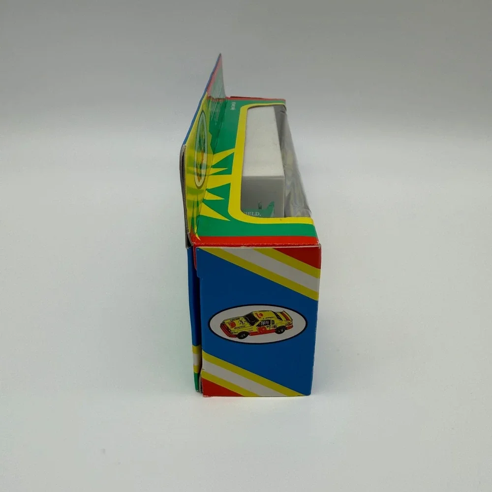 Vintage 1993 Matchbox Road Museum Ford Aeromax Transporter Diecast